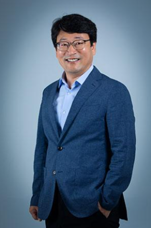Chang Hyun Kim 사진